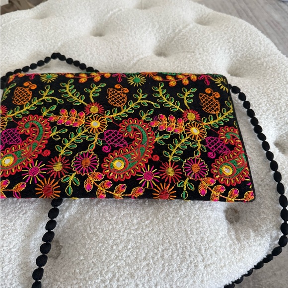 Embroidered Black Floral Envelope Clutch with Beaded Strap - Picture 2 of 3